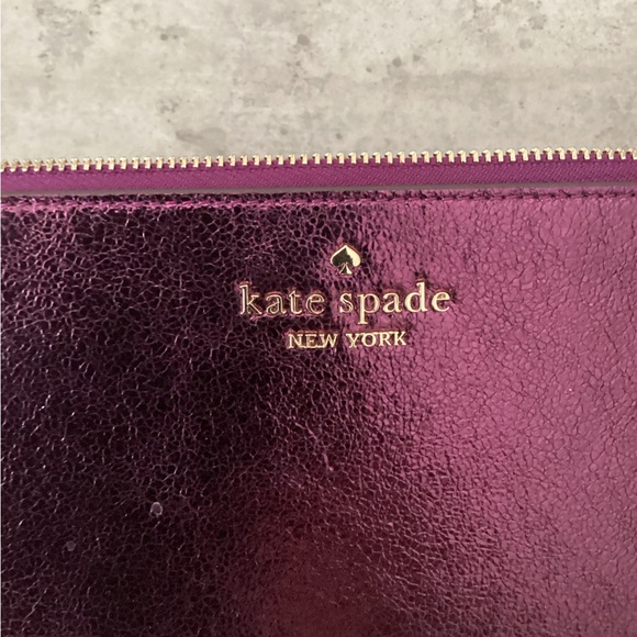 NWOT Kate Spade Medium size Lucy Metallic L-zip Wristlet Dark Raspberry - Picture 2 of 6